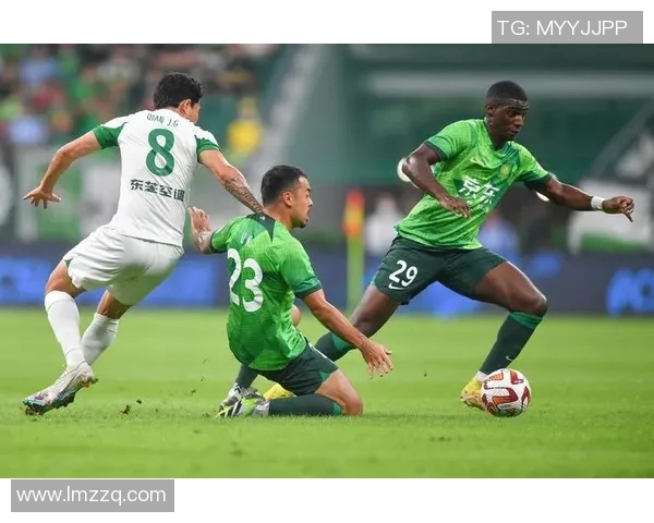 埃弗拉精彩破门助力浙江队赢得关键比赛胜利