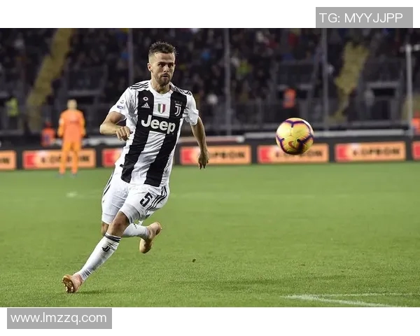 足球巨星皮亚尼奇确认加盟巴黎圣日耳曼:开启新篇章 足球巨星皮亚尼奇确认加盟巴黎圣日耳曼:开启新篇章