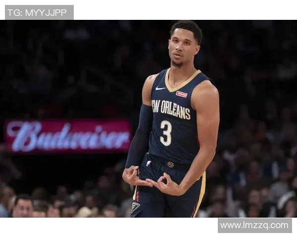 鹈鹕主场告捷，约什-哈特表现出色